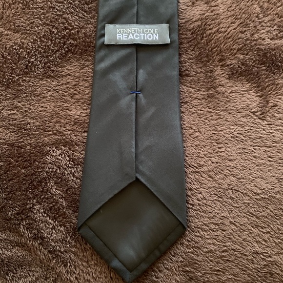 Tie - Picture 3 of 3